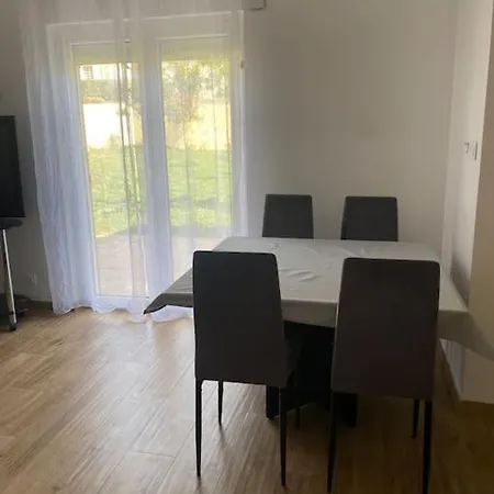 Apartment 4 Pieces Avec Piscine *