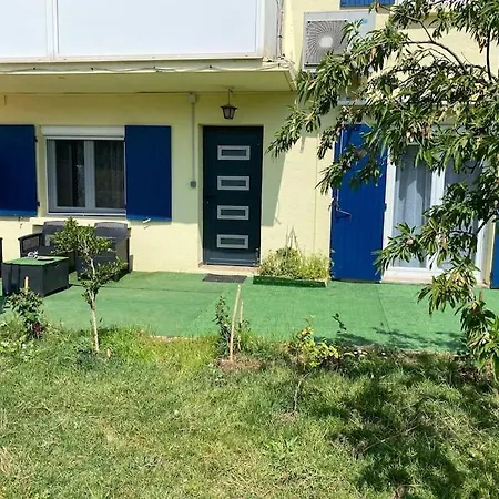 4 Pieces Avec Piscine Baillargues