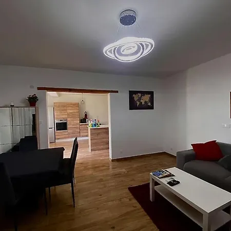 4 Pieces Avec Piscine Apartment Baillargues