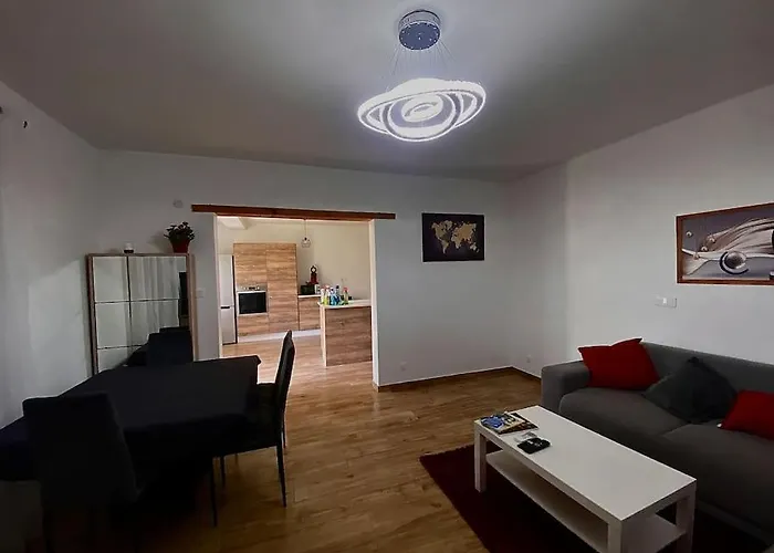 4 Pieces Avec Piscine Апартаменты Байарг